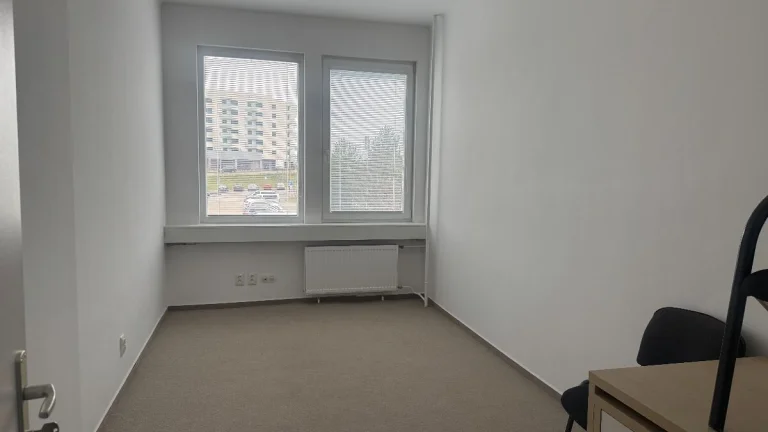 PRENÁJOM kancelárie 19 m2, - Rybničná, BA III, Rača