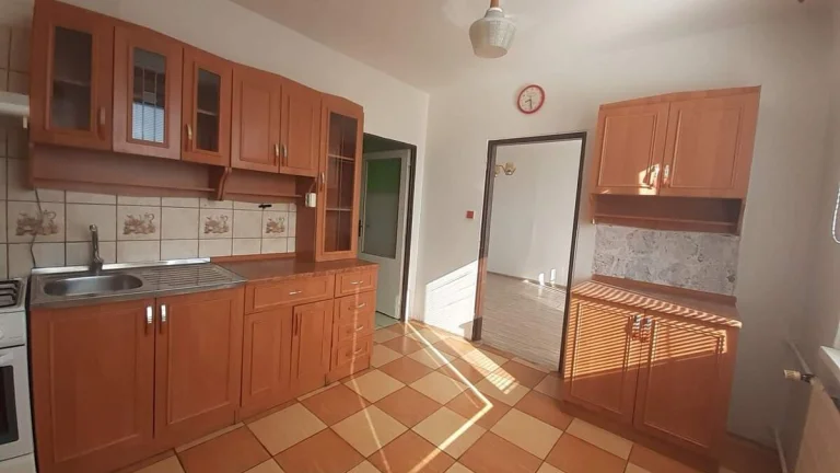 Predám 3,5izbovy byt-Znížena cena