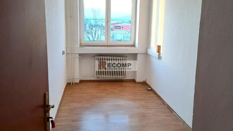 Kancelárske priestory na prenájom 10,7 m2, Poprad - Západ