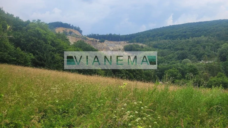 IBA U NÁS stavebný pozemok s krásnym výhľadom Hloža-Podhorie