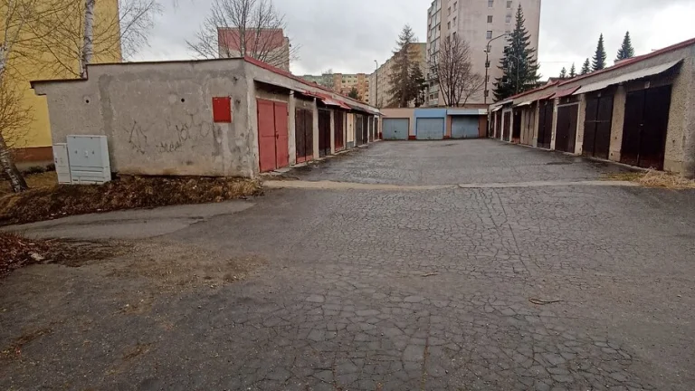 Predám garáž