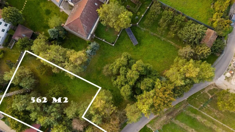 PNORF–st. pozemok, 562 m2, šírka 20 m, 195,-€/m2, Bohdanovce