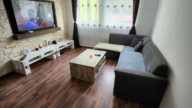 ZNÍŽENÁ CENA Rodinný dom s pozemkom a zemiankou Čachtice
