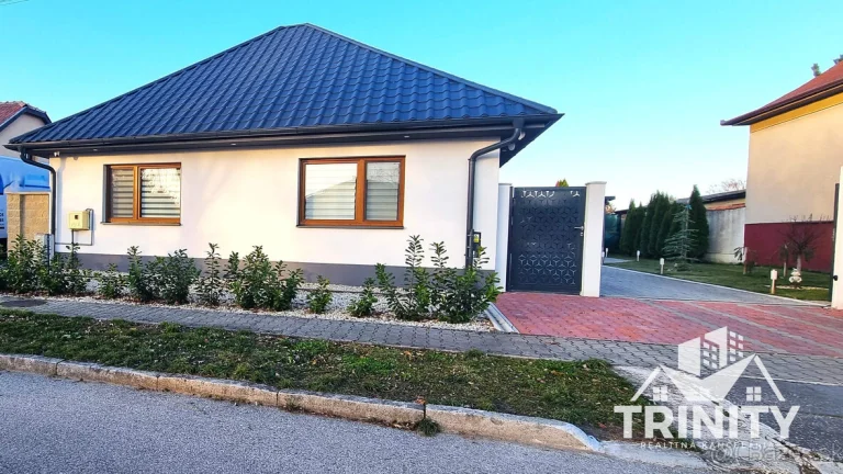 Na prenájom krásny 3-izbový rodinný dom so zastrešenou teras