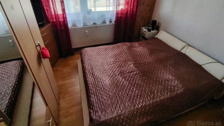 Predám 4-izbový byt