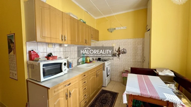 HALO reality - Predaj, dvojizbový byt Nové Zámky, priamo v C