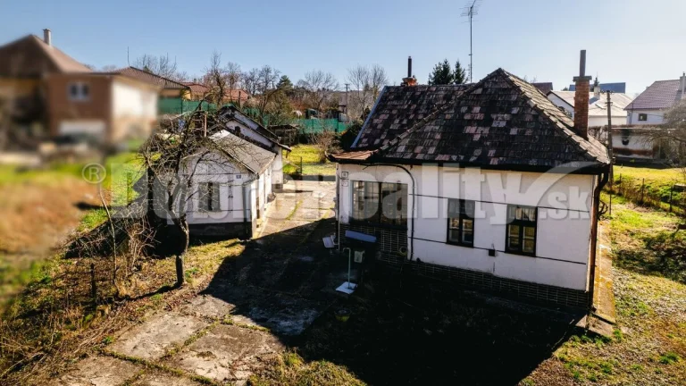PREDAJ: Domček na križovatke, 128 m2, Halič, okres Lučenec