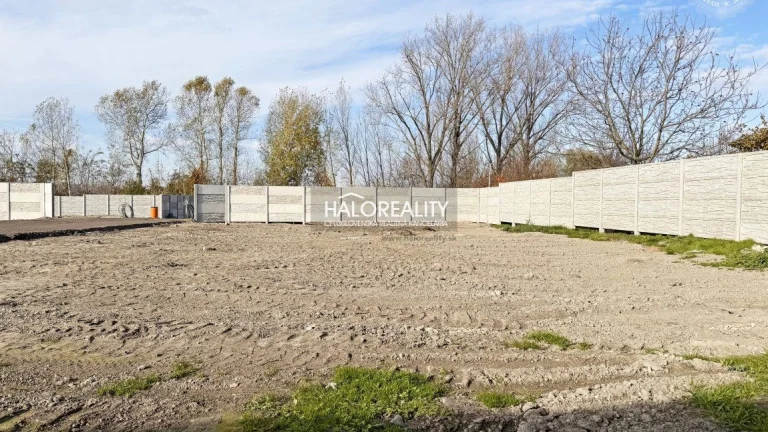 HALO reality - Predaj, pozemok pre rodinný dom 535 m2 Veľk