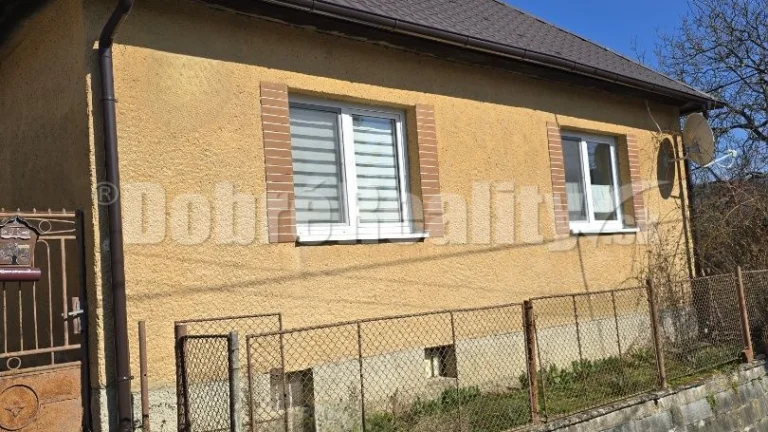 Útulný rodinný dom s veľkým pozemkom v Morovne