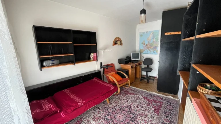 Nitra Chrenová 4- izbový byt / 650 € + Energie