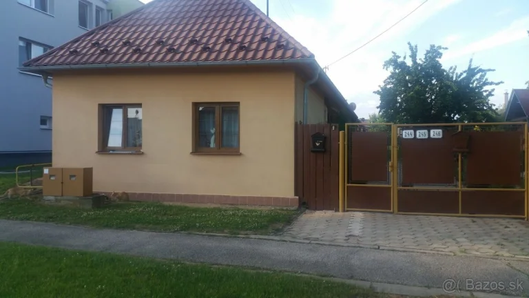 Bez maklérov predám slnečný dom v lokalite Tesárske Mlyňany