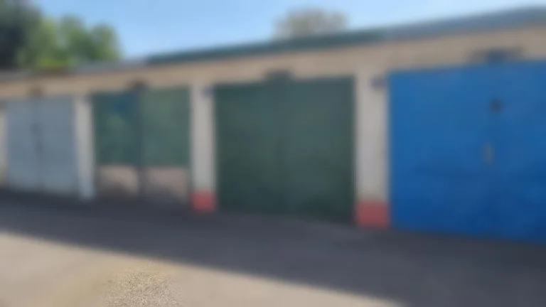 Garáž v Revúcej