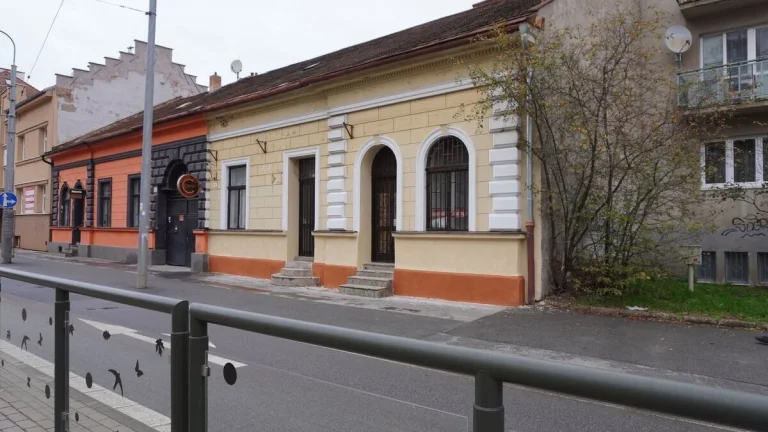 Na predaj investičná budova v centre mesta