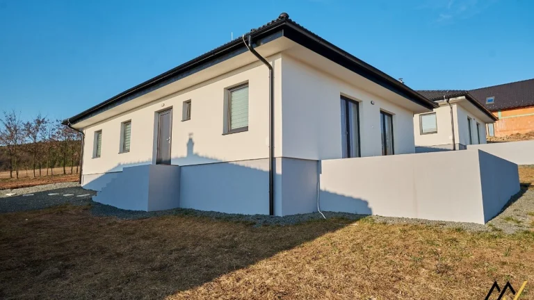 RODINNÝ DOM PODHORANY, OKRES PREŠOV