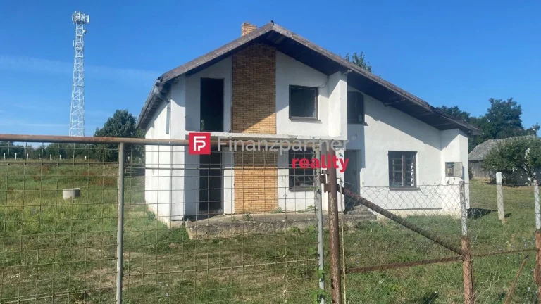 Na predaj pozemok s rodinným domom v obci Drahňov, okr. Mich