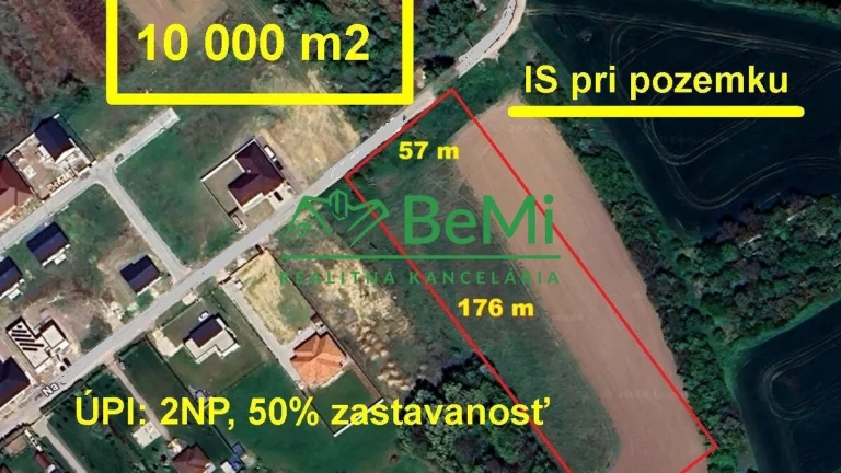 Stavebný developerský pozemok 10000 m2 - Ivanka pri Nitre