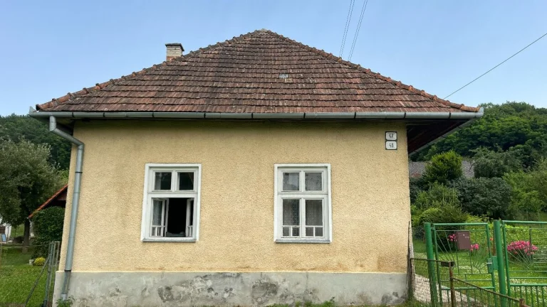 Domček s veľkou záhradou v pokojnej lokalite