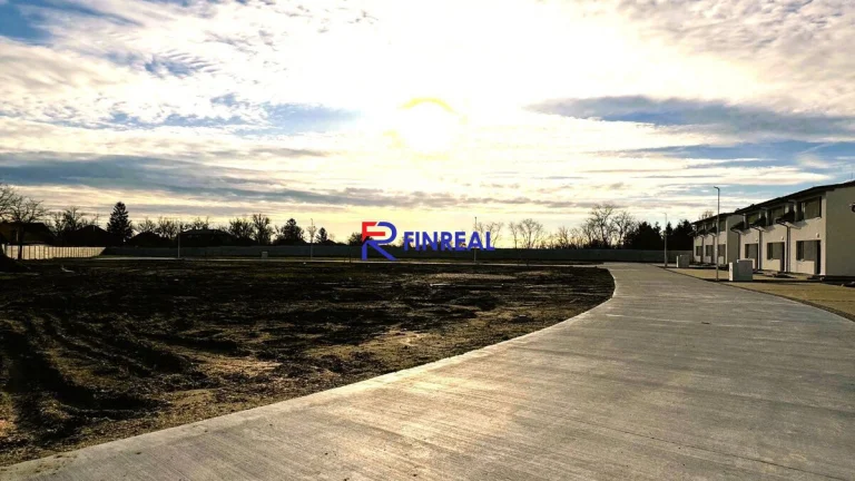 FINREAL s.r.o. ponúka na PREDAJ rodinný dom v Zem. Olči