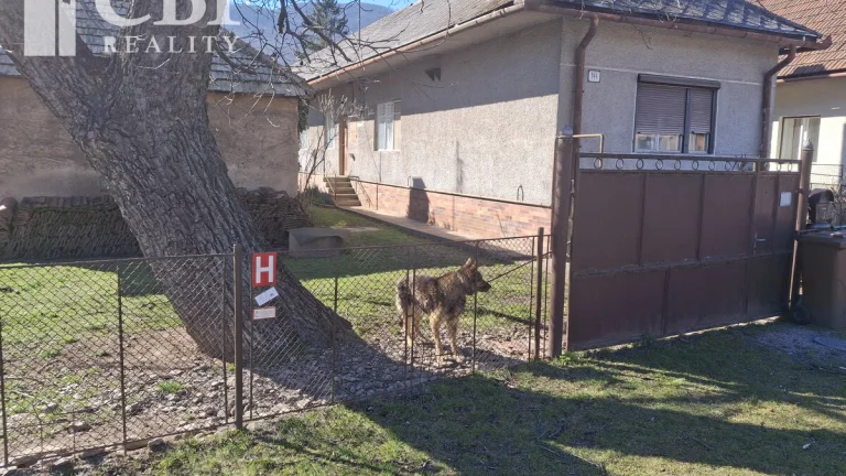 Na predaj dva rodinné domy v Rožňave, m.č. Nadabula