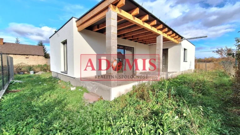 predáme nadštandardný 4izbový bungalov 160m2, kompletné IS,