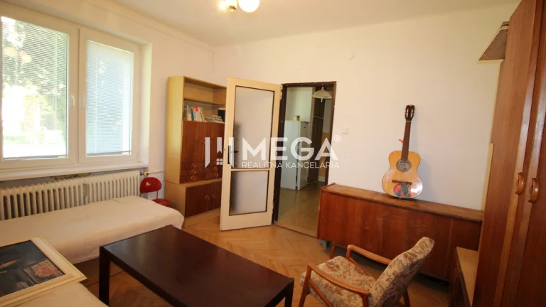 Na predaj 3izbový byt - Dobrianskeho - mesto Humenné