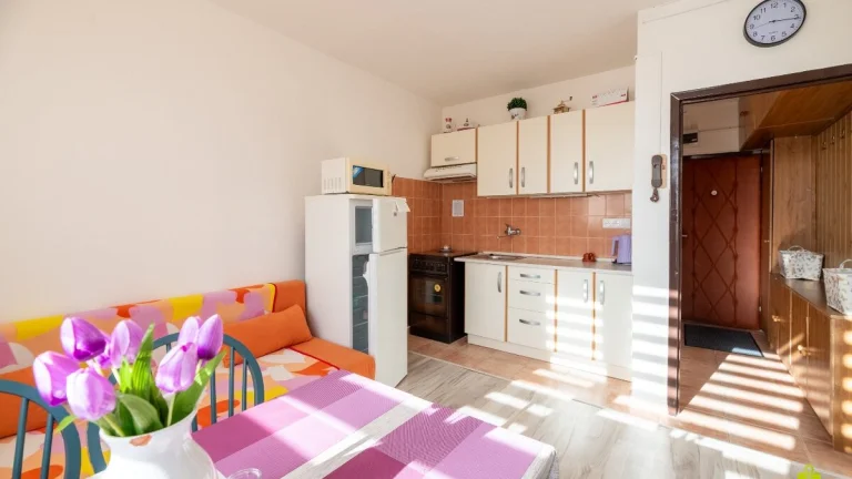REZERVOVANÉ - Útulný 1 izbový byt 35 m2 Prievidza Sever