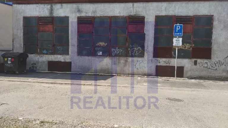 Predaj - podnikateľský objekt Banská Bystrica, centrum.