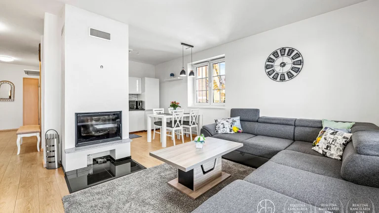 BOSEN | 2 izbový apartmánový byt so saunou na PREDAJ