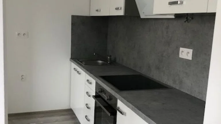 Kompletne zrekonštruovaný 1 izb. byt, ONDAVSKÁ ul.