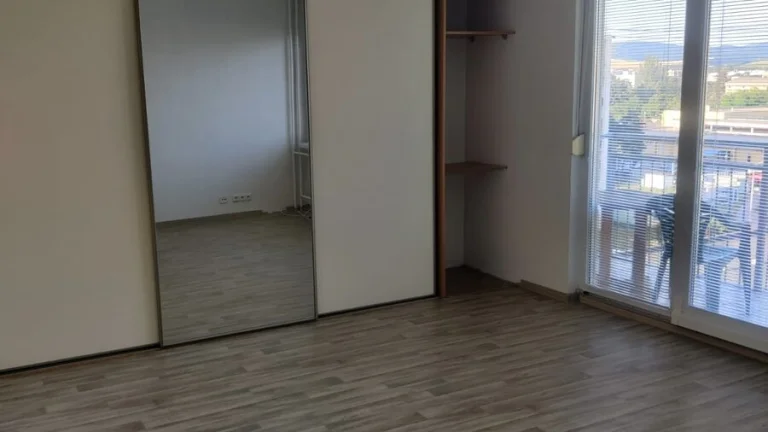 3-izbový byt v Pieštanoch
