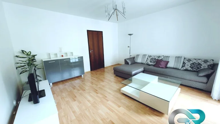 Ponúkame Vám na predaj 3 izbový byt, v meste Trenčianske Tep