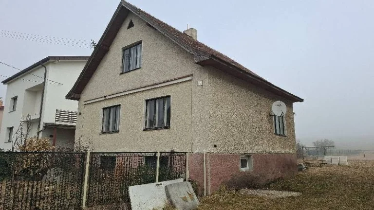 Predaj domu v Konskej s pozemkom 821m2 + projekt domu v cene