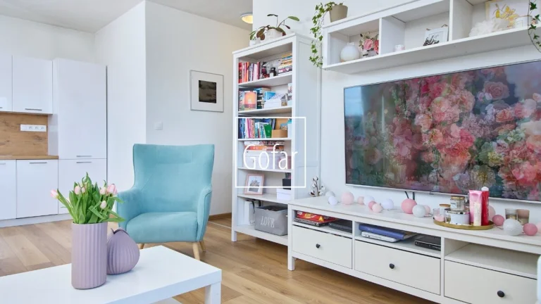 Kompletne zariadený 2i byt + veľký balkón, Dunajská Streda