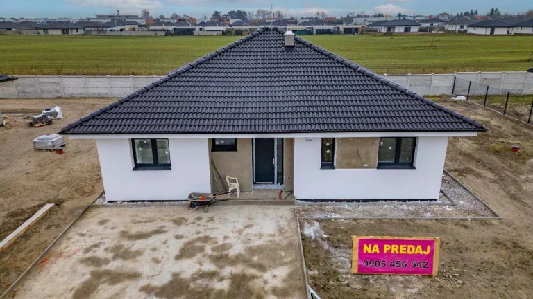 Predáme nový 4i RD v uzavretom komplexe v Hviezdoslavove
