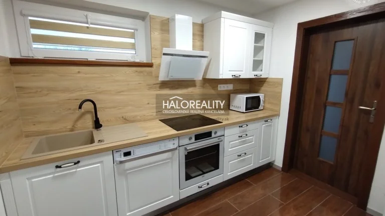 HALO reality - Prenájom, trojizbový byt Kolta, kvalitná komp