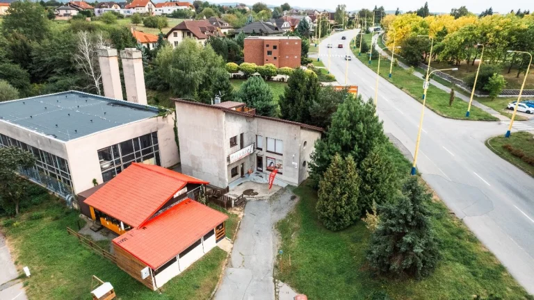 Prenájom priestory obchodné/služby, Višňová ul.,Prešov