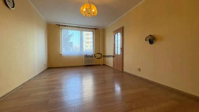 Na predaj: CENTRUM 3 izb.byt + ŠATNIK, ŠPAJZA, PIVNICA
