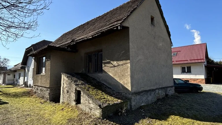 Predám rodinný dom v Liskovej (blízko centra) 12x5,5m