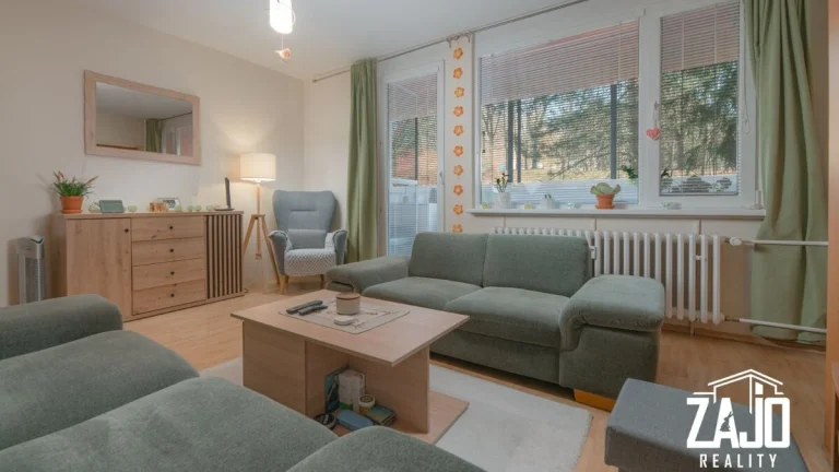 NA PREDAJ | 4 izbový byt s lodžiou, 80m2, ideálna dispozícia