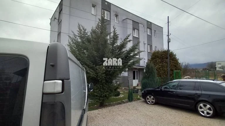 3 izbový byt obec Drienovec Košice - okolie, 68 m2, po rekon