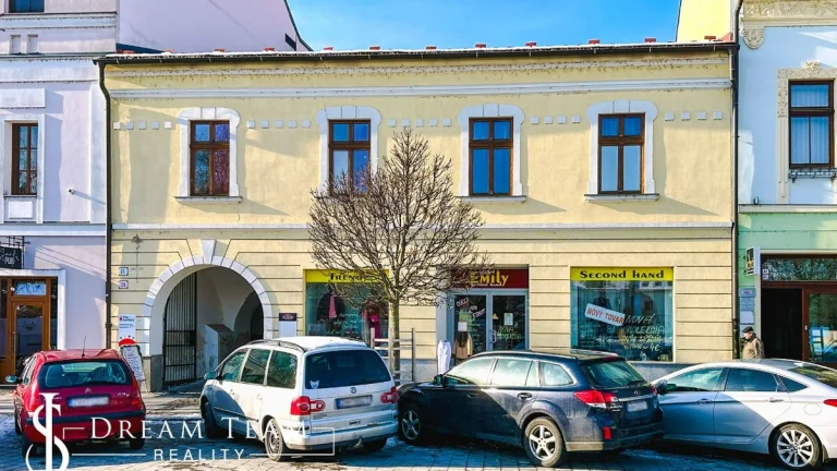 Viacúčelová historická budova 900m2 Zvolen Centrum