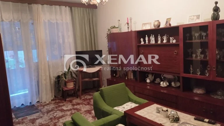 Predaj- 3 izbový byt (74,05m2)- Obr.Mieru- Detva