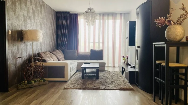 NA PRENÁJOM: KOMPLETNE ZARIADENÝ 2 IZBOVÝ BYT, DUNAJSKÁ STRE