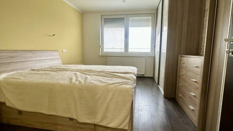 PRENÁJOM: 3IZBOVÝ BYT - ČIASTOČNE ZARIADENÝ, GABČÍKOVO