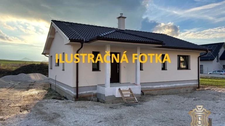 HOLODOMY, DOMANIŽA, NA PREDAJ