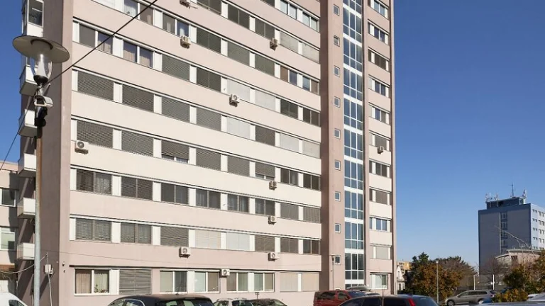 Vonkajšie parkovacie miesto – Kramáre-Bratislava