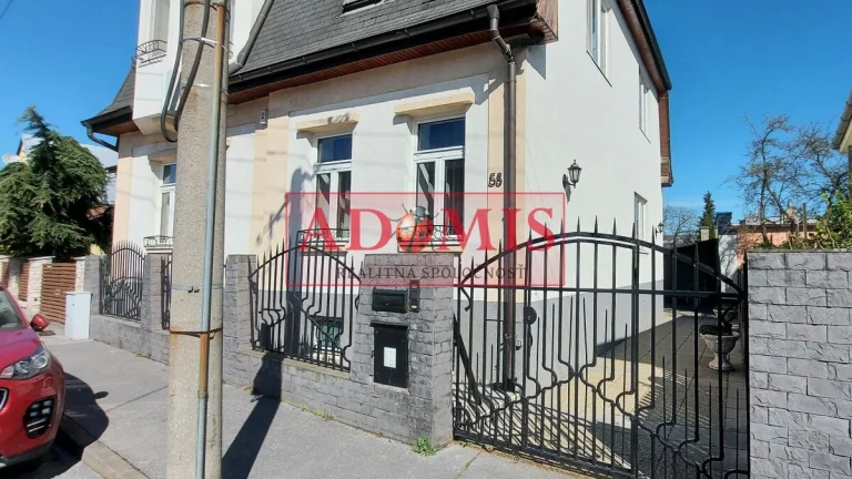 6izb. rodinný dom,aj dvojgeneračný,aj podnikanie,bazén,garáž