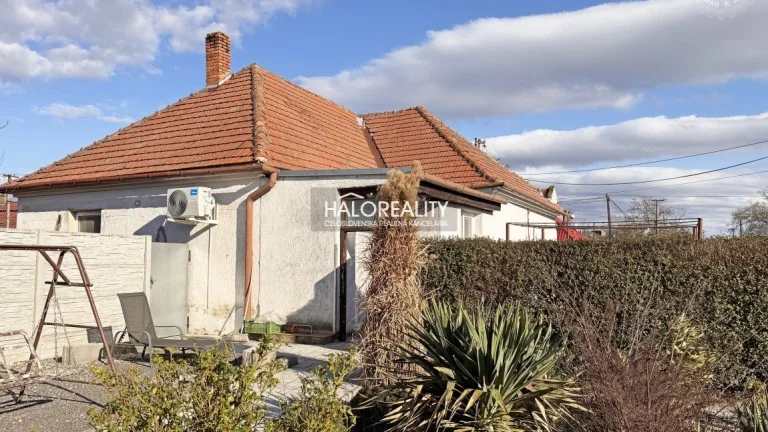 HALO reality - Predaj, rodinný dom Chotín, na pozemku o rozl