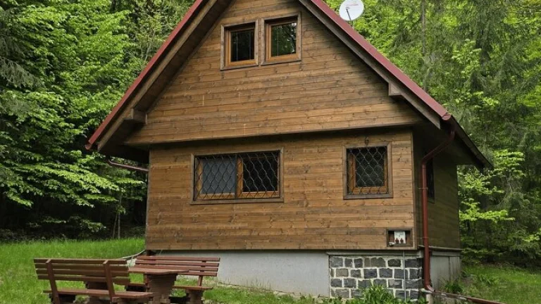 Predám chatu pri Zvolene v Bienskej doline Kovačova