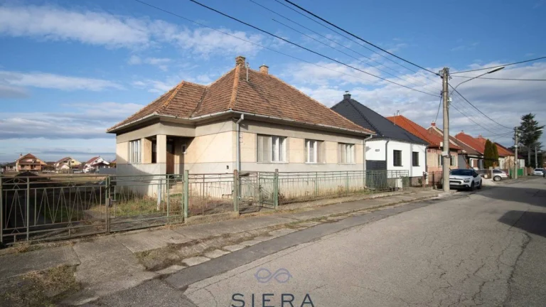PREDAJ Rodinný dom s pozemkom Červeník